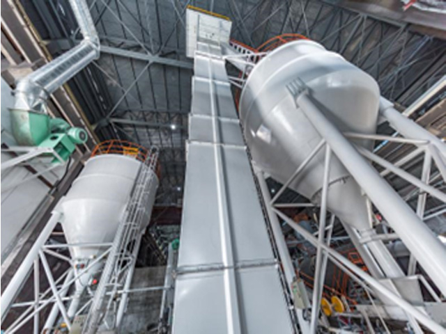 Powder storage silos